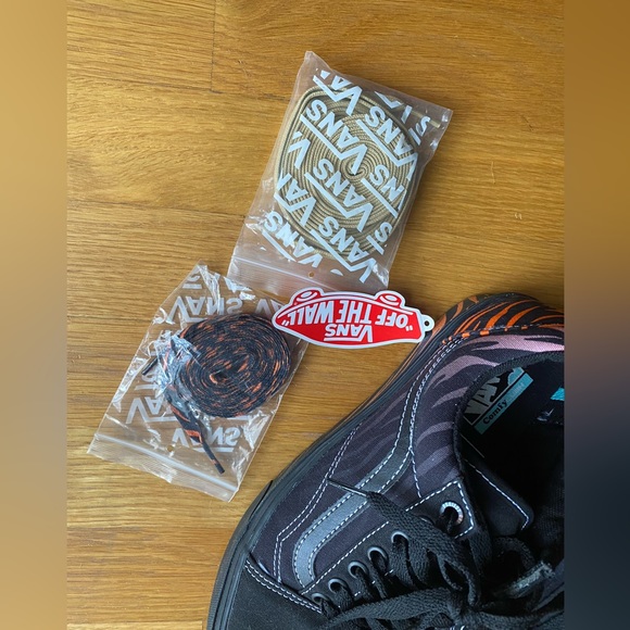 Vans X Project Cat Sneaker Collection - New in Box - Picture 9 of 14